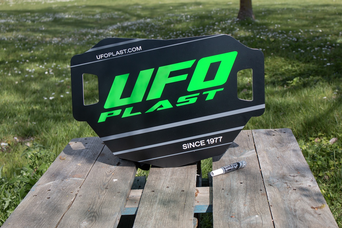 Lavagna Bordopista con Pennarello - RACING - AC02476 - Ufo Plast